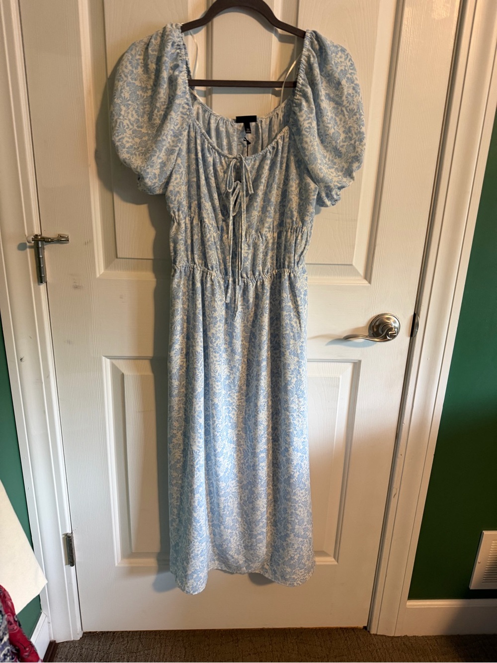 Blue Floral Puff-Sleeve Midi Dress with Tie